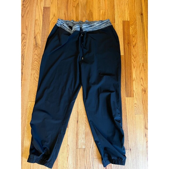 CHICO’S 3 zenergy joggers workout active pullon pants Black Gray - Picture 1 of 3